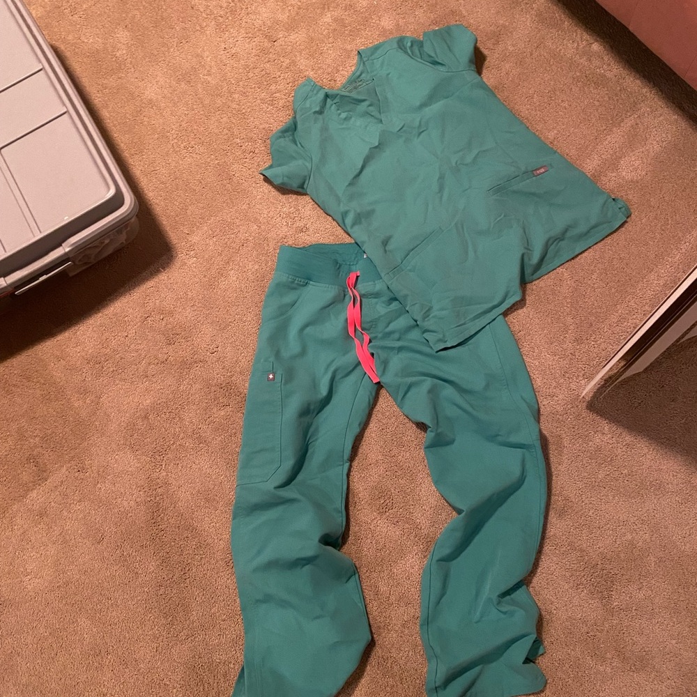 Figs surgical green